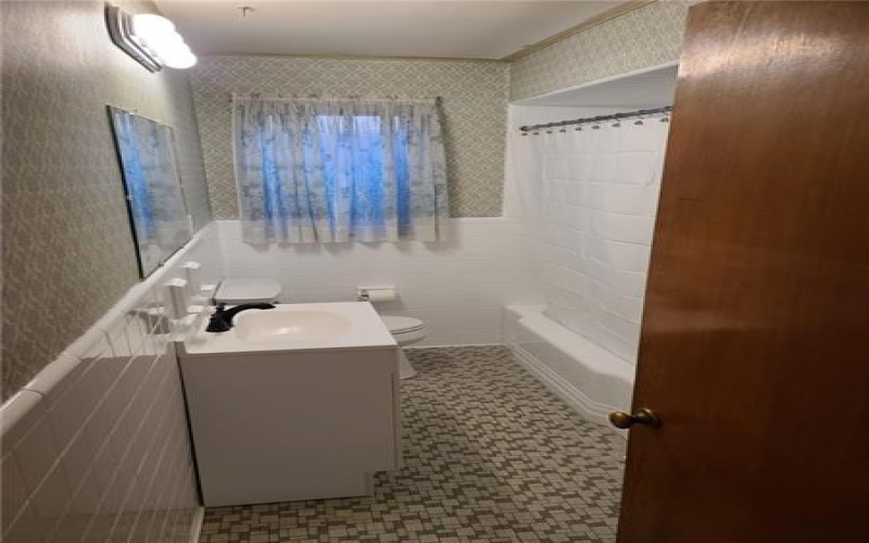 1721 4th Ave, New Kensington, 15068, 2 Bedrooms Bedrooms, ,1 BathroomBathrooms,Residential,For Sale,4th Ave,1674694