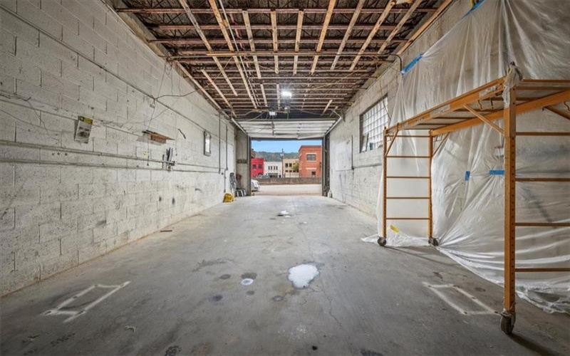 938-940 Constitution Blvd., New Kensington, 15068, ,Commercial-industrial-business,For Sale,Constitution Blvd.,1674831