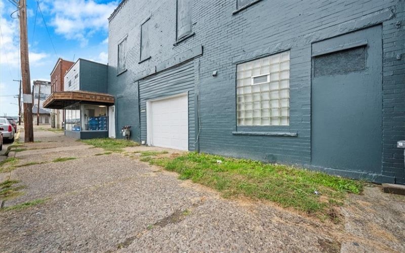 938-940 Constitution Blvd., New Kensington, 15068, ,Commercial-industrial-business,For Sale,Constitution Blvd.,1674831