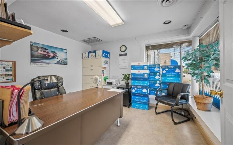938-940 Constitution Blvd., New Kensington, 15068, ,Commercial-industrial-business,For Sale,Constitution Blvd.,1674831
