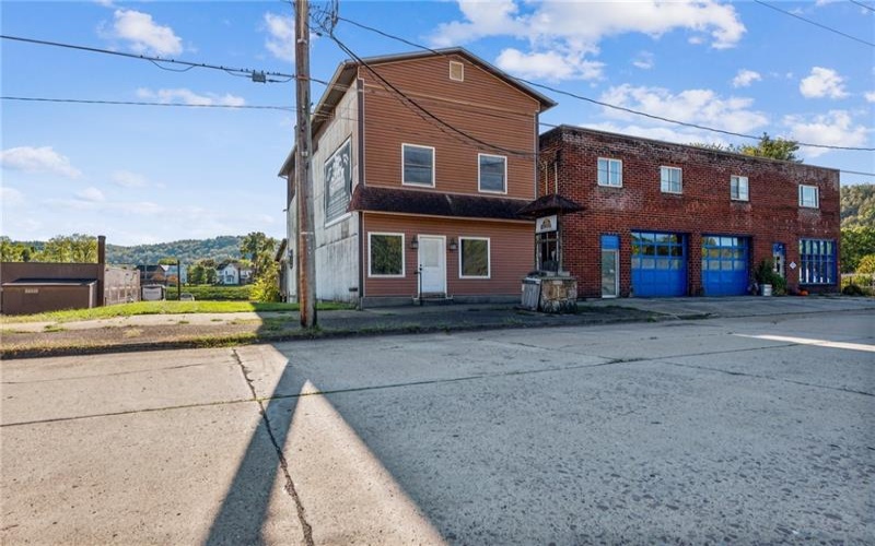 450 Latrobe Avenue, Confluence, 15424, ,Commercial-industrial-business,For Sale,Latrobe Avenue,1674570