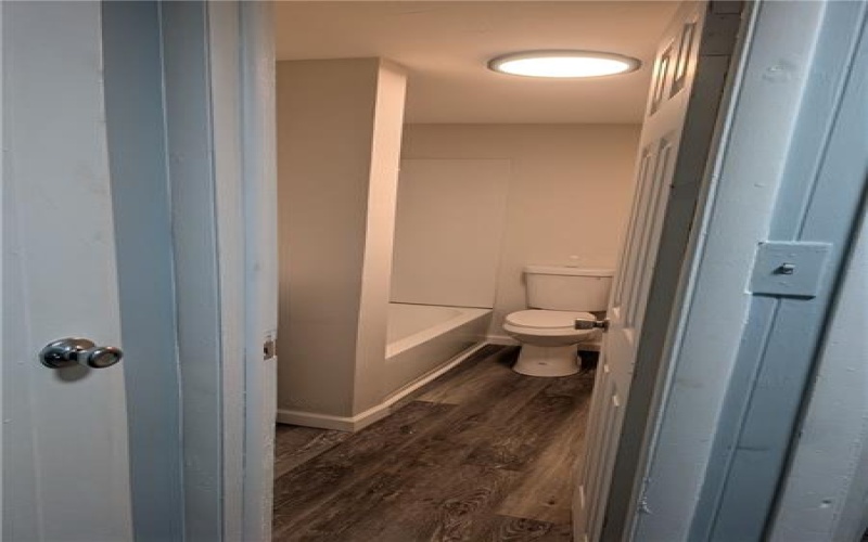 138 Oak St, Washington, 15301, 1 Bedroom Bedrooms, ,1 BathroomBathrooms,Lease,For Sale,Oak St,1674864