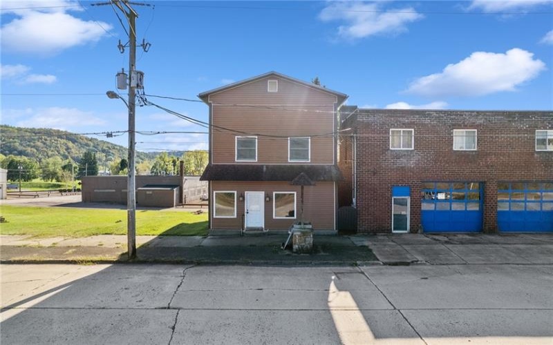 450 Latrobe Avenue, Confluence, 15424, ,Multi-unit,For Sale,Latrobe Avenue,1674874