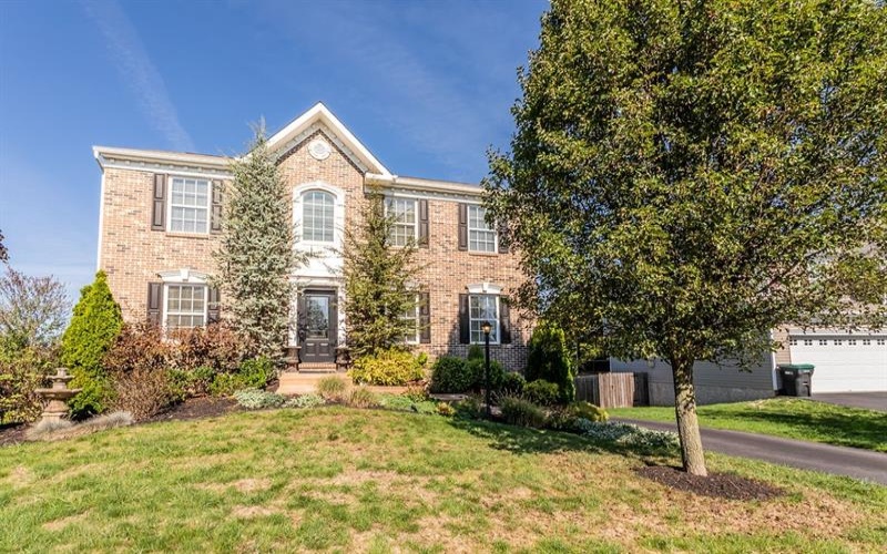 128 Tuscany Estate Drive, Finleyville, 15332, 4 Bedrooms Bedrooms, 9 Rooms Rooms,2.1 BathroomsBathrooms,Residential,For Sale,Tuscany Estate Drive,1675320