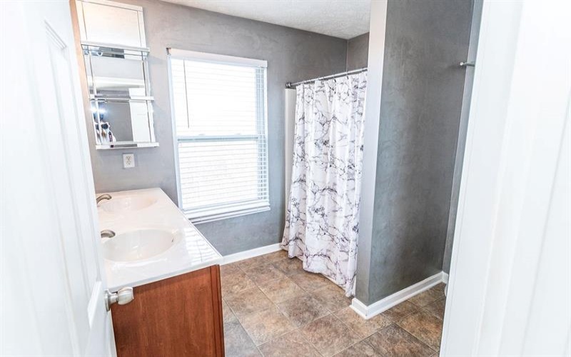 128 Tuscany Estate Drive, Finleyville, 15332, 4 Bedrooms Bedrooms, 9 Rooms Rooms,2.1 BathroomsBathrooms,Residential,For Sale,Tuscany Estate Drive,1675320