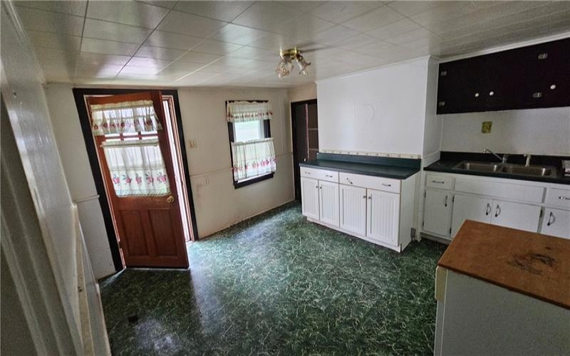 157 North Third Street, West Newton, 15089, 2 Bedrooms Bedrooms, ,1 BathroomBathrooms,Residential,For Sale,North Third Street,1675684