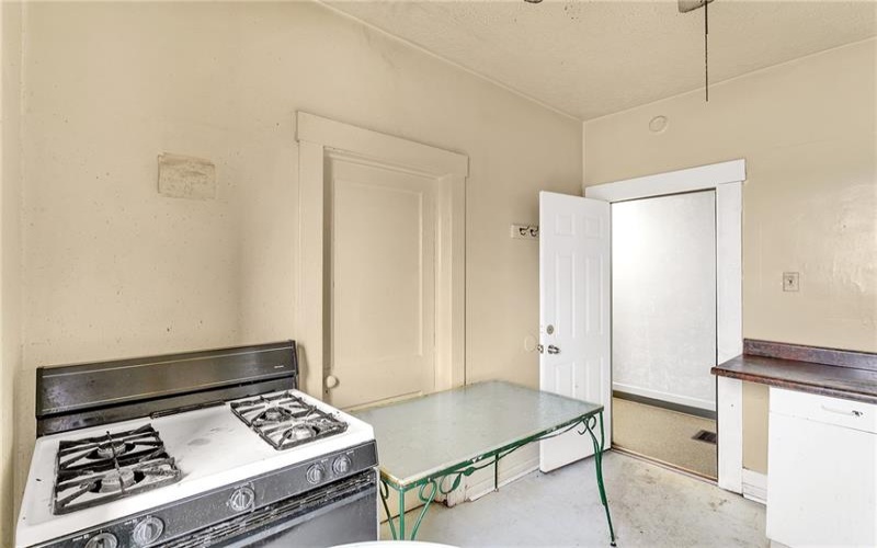 277 Gallatin Ave, Uniontown, 15401, ,Multi-unit,For Sale,Gallatin Ave,1667859