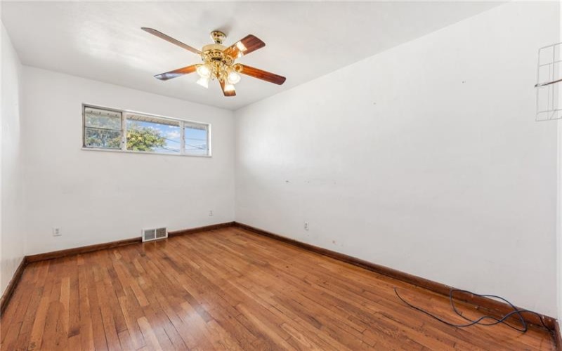 1565 State Route 31, Mount Pleasant, 15666, 3 Bedrooms Bedrooms, ,1.1 BathroomsBathrooms,Residential,For Sale,State Route 31,1675866