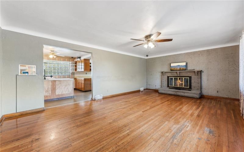 1565 State Route 31, Mount Pleasant, 15666, 3 Bedrooms Bedrooms, ,1.1 BathroomsBathrooms,Residential,For Sale,State Route 31,1675866