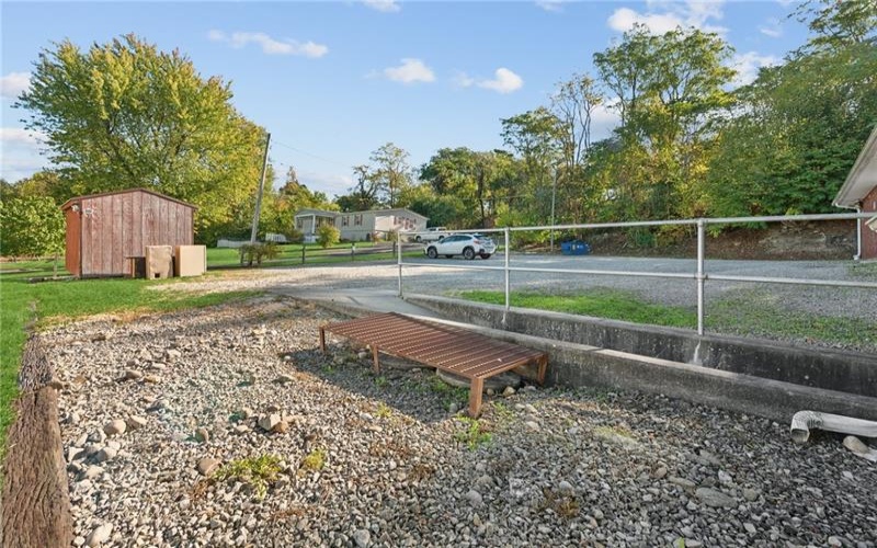 1565 State Route 31, Mount Pleasant, 15666, 3 Bedrooms Bedrooms, ,1.1 BathroomsBathrooms,Residential,For Sale,State Route 31,1675866