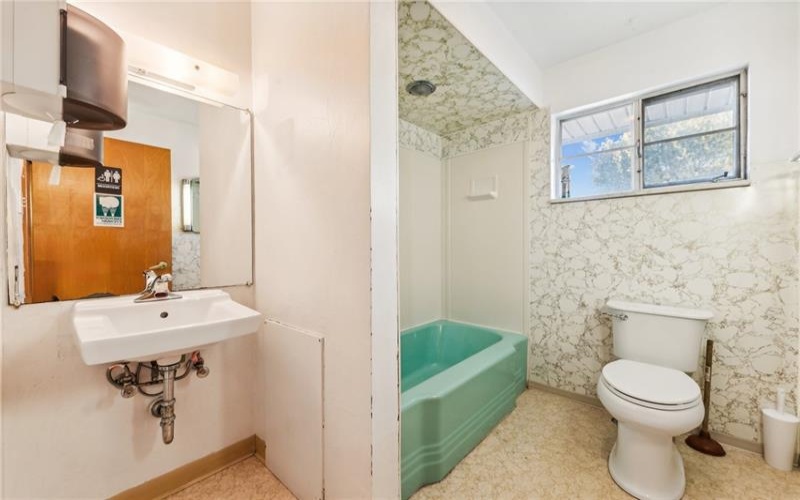1565 State Route 31, Mount Pleasant, 15666, 3 Bedrooms Bedrooms, ,1.1 BathroomsBathrooms,Residential,For Sale,State Route 31,1675866