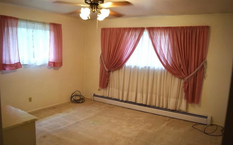 720 Pollard St, Monessen, 15062, 3 Bedrooms Bedrooms, 10 Rooms Rooms,2 BathroomsBathrooms,Residential,For Sale,Pollard St,1675968