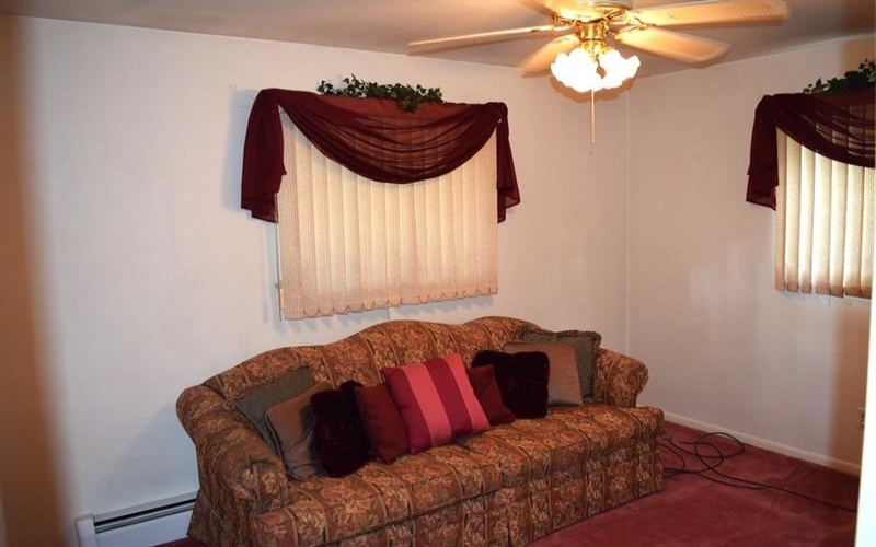 720 Pollard St, Monessen, 15062, 3 Bedrooms Bedrooms, 10 Rooms Rooms,2 BathroomsBathrooms,Residential,For Sale,Pollard St,1675968