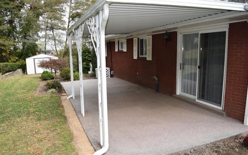 720 Pollard St, Monessen, 15062, 3 Bedrooms Bedrooms, 10 Rooms Rooms,2 BathroomsBathrooms,Residential,For Sale,Pollard St,1675968