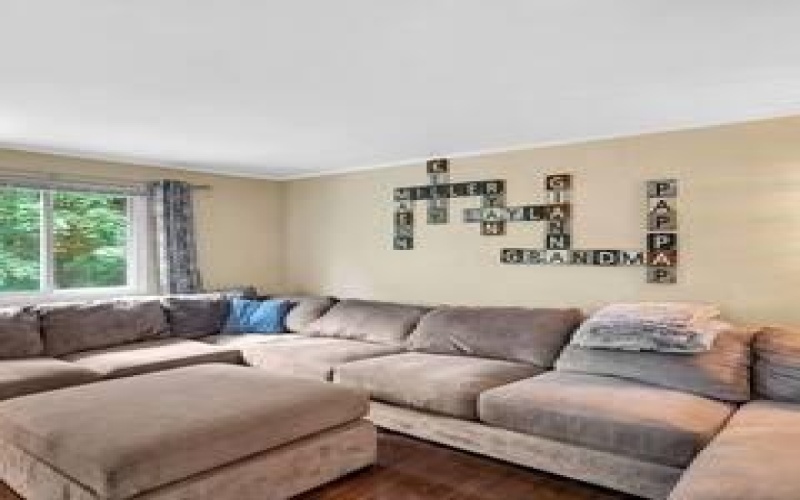 3573 Meadow Gate Dr, Murrysville, 15668, 4 Bedrooms Bedrooms, ,2.1 BathroomsBathrooms,Lease,For Sale,Meadow Gate Dr,1676219