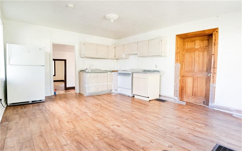 1003 Spring Street, McDonald, 15057, 4 Bedrooms Bedrooms, 8 Rooms Rooms,2 BathroomsBathrooms,Residential,For Sale,Spring Street,1676368