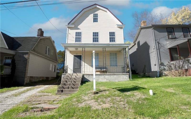 1003 Spring Street, McDonald, 15057, 4 Bedrooms Bedrooms, 8 Rooms Rooms,2 BathroomsBathrooms,Residential,For Sale,Spring Street,1676368