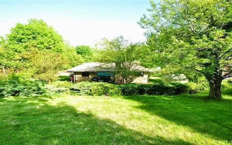 110 Surrey St, Monessen, 15062, 2 Bedrooms Bedrooms, 7 Rooms Rooms,1.1 BathroomsBathrooms,Residential,For Sale,Surrey St,1677119