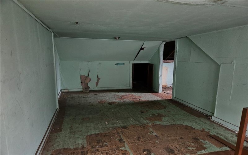 806 Ridge Ave, Jeannette, 15644, 2 Bedrooms Bedrooms, ,1.1 BathroomsBathrooms,Residential,For Sale,Ridge Ave,1677456