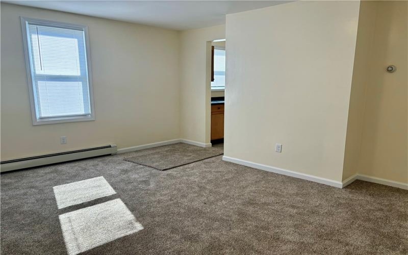 204A Washington St, Oliver, 15472, 2 Bedrooms Bedrooms, ,1 BathroomBathrooms,Lease,For Sale,Washington St,1677587