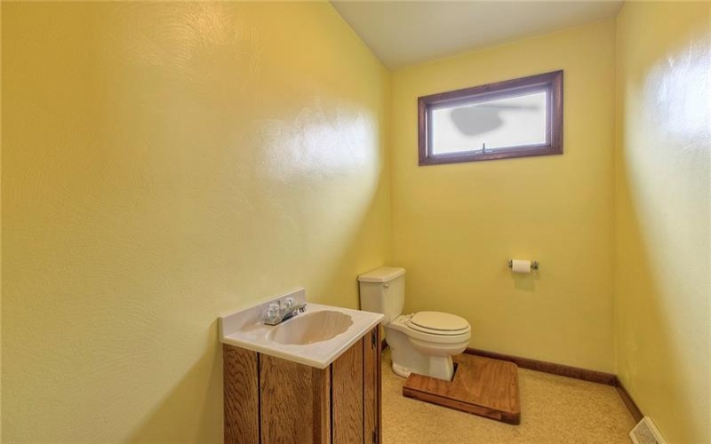 1801 SYLVAN AVENUE, Latrobe, 15650, 2 Bedrooms Bedrooms, ,1.2 BathroomsBathrooms,Residential,For Sale,SYLVAN AVENUE,1666404