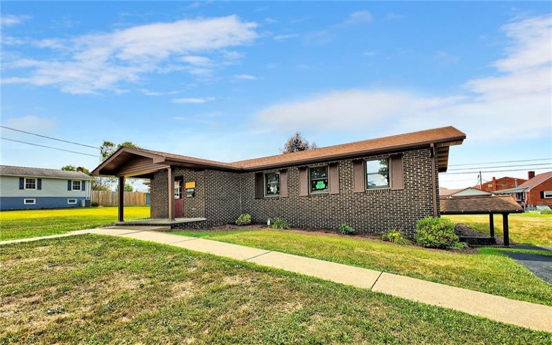 1801 SYLVAN AVENUE, Latrobe, 15650, 2 Bedrooms Bedrooms, ,1.2 BathroomsBathrooms,Residential,For Sale,SYLVAN AVENUE,1666404