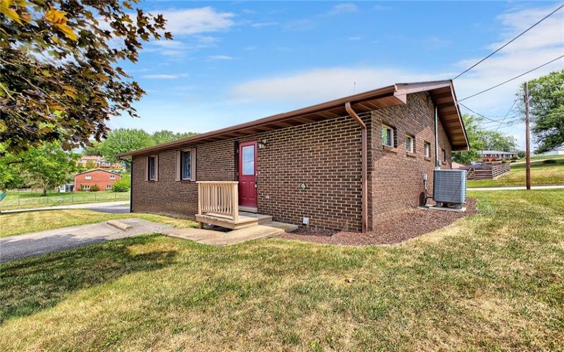 1801 SYLVAN AVENUE, Latrobe, 15650, 2 Bedrooms Bedrooms, ,1.2 BathroomsBathrooms,Residential,For Sale,SYLVAN AVENUE,1666404