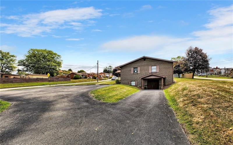 1801 SYLVAN AVENUE, Latrobe, 15650, 2 Bedrooms Bedrooms, ,1.2 BathroomsBathrooms,Residential,For Sale,SYLVAN AVENUE,1666404