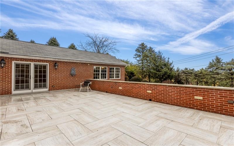 69 ORCHARD STREET, Charleroi, 15022, 4 Bedrooms Bedrooms, 14 Rooms Rooms,4.1 BathroomsBathrooms,Residential,For Sale,ORCHARD STREET,1677533