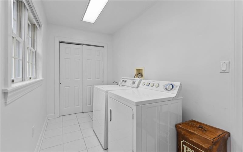 69 ORCHARD STREET, Charleroi, 15022, 4 Bedrooms Bedrooms, 14 Rooms Rooms,4.1 BathroomsBathrooms,Residential,For Sale,ORCHARD STREET,1677533