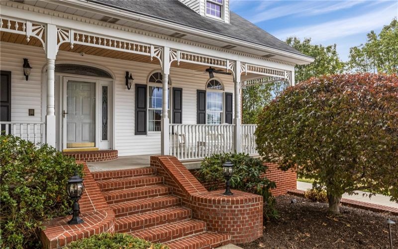 69 ORCHARD STREET, Charleroi, 15022, 4 Bedrooms Bedrooms, 14 Rooms Rooms,4.1 BathroomsBathrooms,Residential,For Sale,ORCHARD STREET,1677533