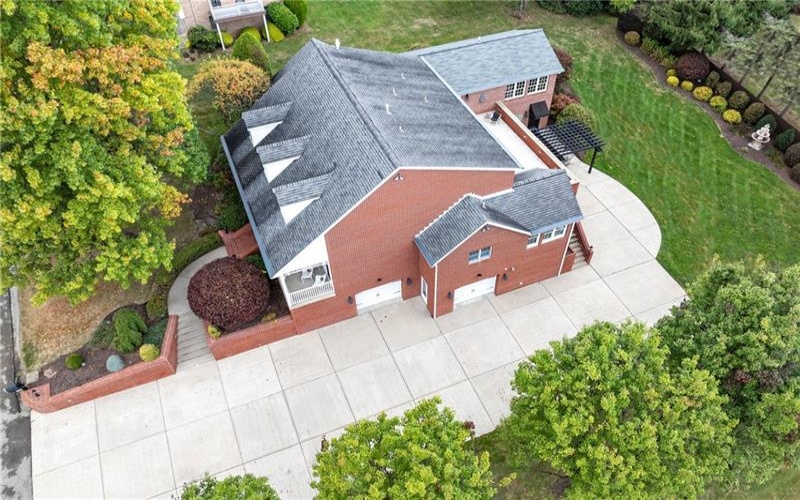 69 ORCHARD STREET, Charleroi, 15022, 4 Bedrooms Bedrooms, 14 Rooms Rooms,4.1 BathroomsBathrooms,Residential,For Sale,ORCHARD STREET,1677533