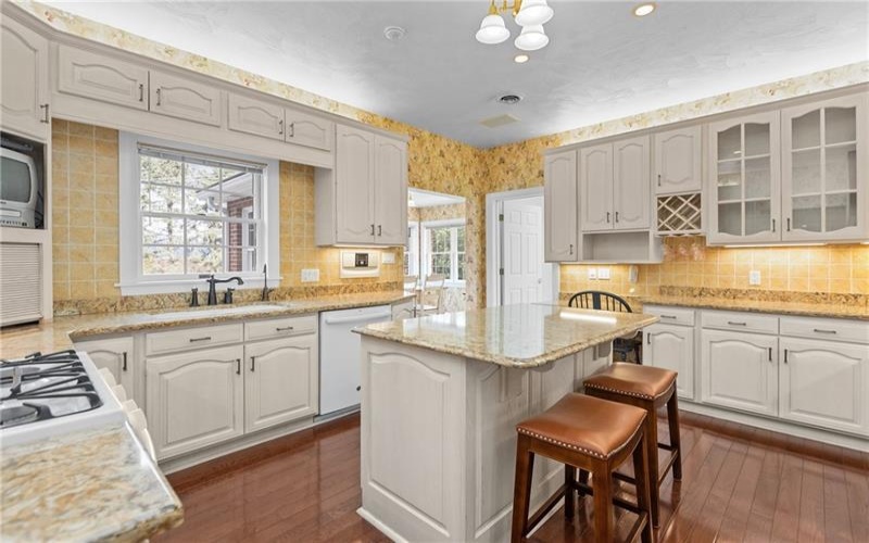69 ORCHARD STREET, Charleroi, 15022, 4 Bedrooms Bedrooms, 14 Rooms Rooms,4.1 BathroomsBathrooms,Residential,For Sale,ORCHARD STREET,1677533