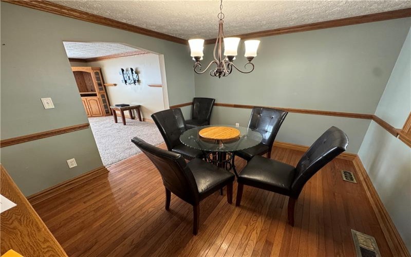 1766 Ivanhoe Drive, North Huntingdon, 15642, 3 Bedrooms Bedrooms, 10 Rooms Rooms,2 BathroomsBathrooms,Residential,For Sale,Ivanhoe Drive,1678296