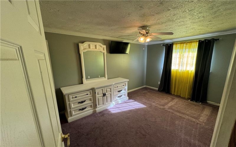 1766 Ivanhoe Drive, North Huntingdon, 15642, 3 Bedrooms Bedrooms, 10 Rooms Rooms,2 BathroomsBathrooms,Residential,For Sale,Ivanhoe Drive,1678296