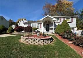 1766 Ivanhoe Drive, North Huntingdon, 15642, 3 Bedrooms Bedrooms, 10 Rooms Rooms,2 BathroomsBathrooms,Residential,For Sale,Ivanhoe Drive,1678296