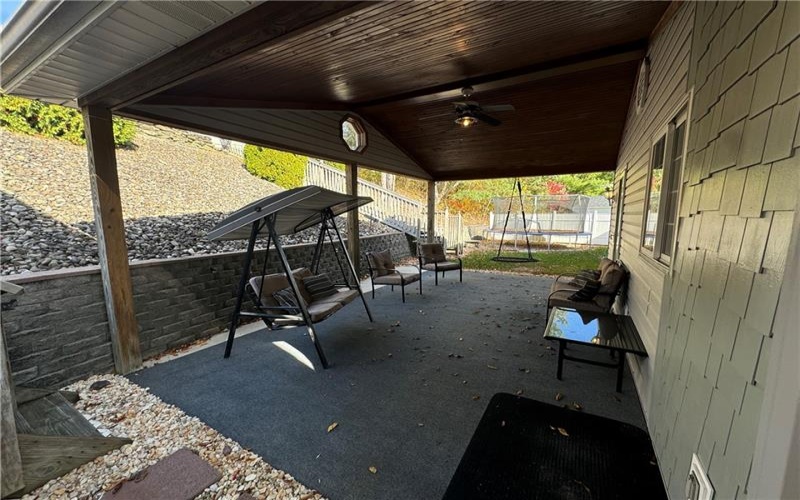 1766 Ivanhoe Drive, North Huntingdon, 15642, 3 Bedrooms Bedrooms, 10 Rooms Rooms,2 BathroomsBathrooms,Residential,For Sale,Ivanhoe Drive,1678296