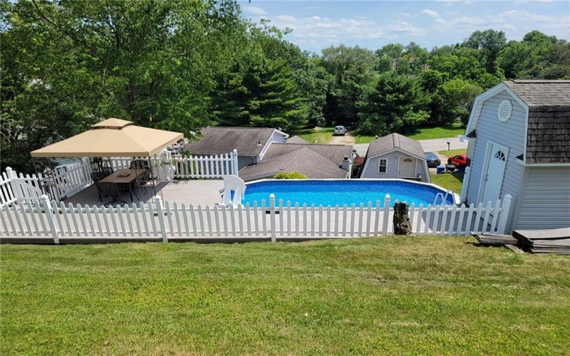 1766 Ivanhoe Drive, North Huntingdon, 15642, 3 Bedrooms Bedrooms, 10 Rooms Rooms,2 BathroomsBathrooms,Residential,For Sale,Ivanhoe Drive,1678296