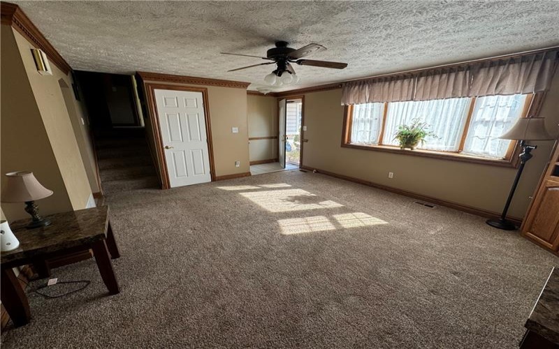 1766 Ivanhoe Drive, North Huntingdon, 15642, 3 Bedrooms Bedrooms, 10 Rooms Rooms,2 BathroomsBathrooms,Residential,For Sale,Ivanhoe Drive,1678296