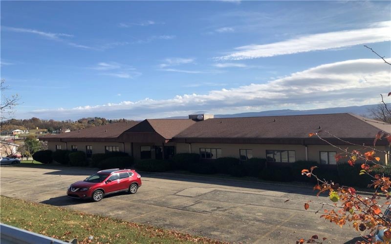 25 HIGHLAND PARK DRIVE SUITE 203, Uniontown, 15401, ,Commercial-industrial-business,For Sale,HIGHLAND PARK DRIVE SUITE 203,1678506