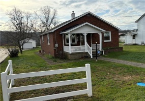 216 Gray Ave, Masontown, 15461, 2 Bedrooms Bedrooms, 6 Rooms Rooms,2 BathroomsBathrooms,Residential,For Sale,Gray Ave,1681288