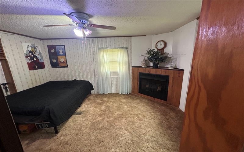 2172 Centerville Rd, 15672, 15672, 4 Bedrooms Bedrooms, 8 Rooms Rooms,1.1 BathroomsBathrooms,Residential,For Sale,Centerville Rd,1673338