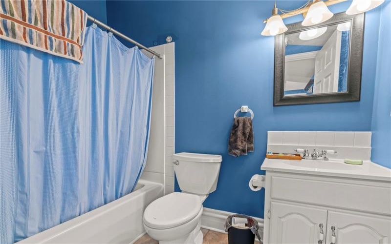 101 Fieldbrook Drive, McMurray, 15317, 4 Bedrooms Bedrooms, 11 Rooms Rooms,3.1 BathroomsBathrooms,Residential,For Sale,Fieldbrook Drive,1678873
