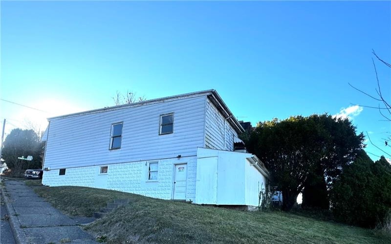 1 Aliquippa Ave, Monessen, 15062, ,Commercial-industrial-business,For Sale,Aliquippa Ave,1679046