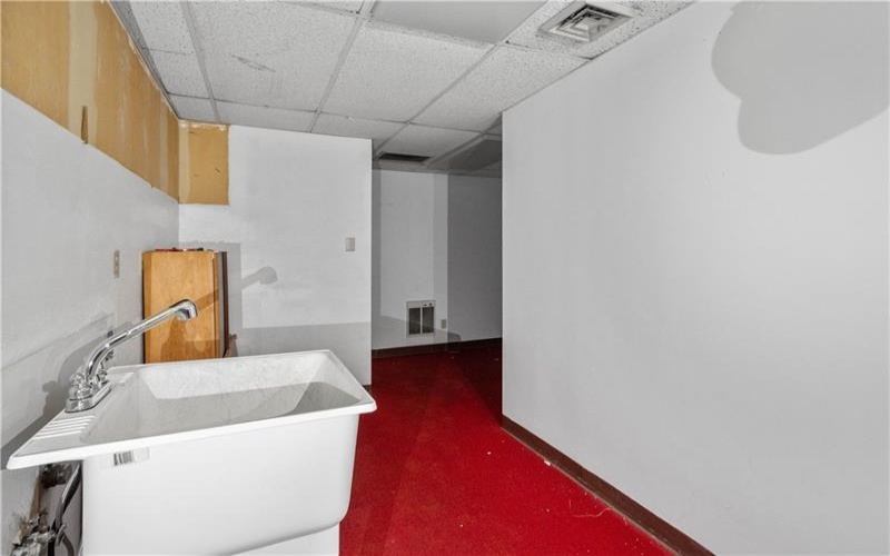 15 Eastgate Ave, Monessen, 15062, ,Commercial-industrial-business,For Sale,Eastgate Ave,1679072