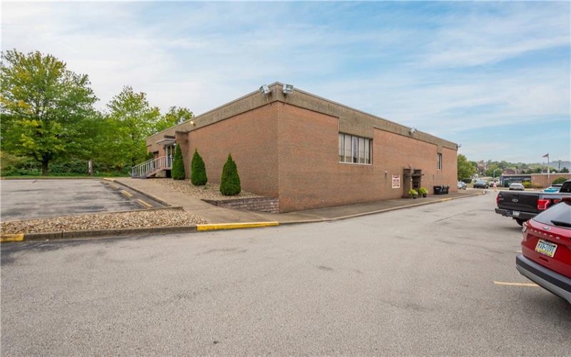 15 Eastgate Ave, Monessen, 15062, ,Commercial-industrial-business,For Sale,Eastgate Ave,1679072