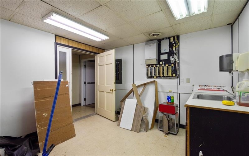15 Eastgate Ave, Monessen, 15062, ,Commercial-industrial-business,For Sale,Eastgate Ave,1679072
