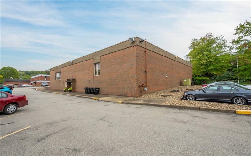 15 Eastgate Ave, Monessen, 15062, ,Commercial-industrial-business,For Sale,Eastgate Ave,1679072
