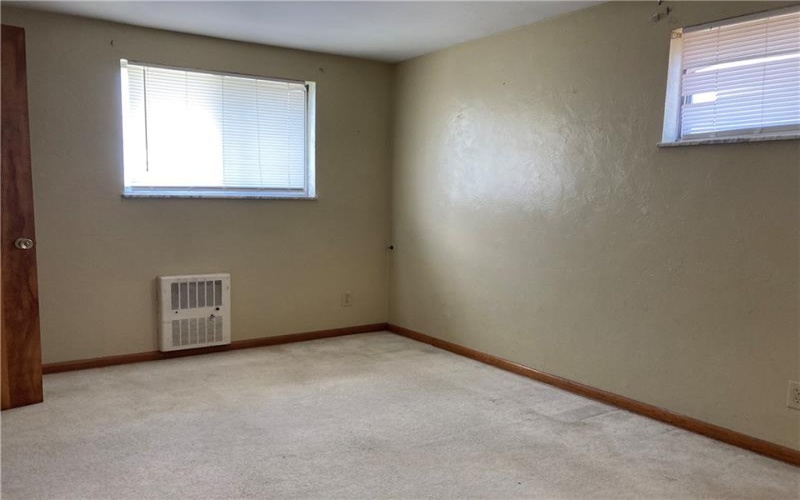710 Lewis ave, Jeannette, 15644, 1 Bedroom Bedrooms, ,1 BathroomBathrooms,Lease,For Sale,Lewis ave,1679075