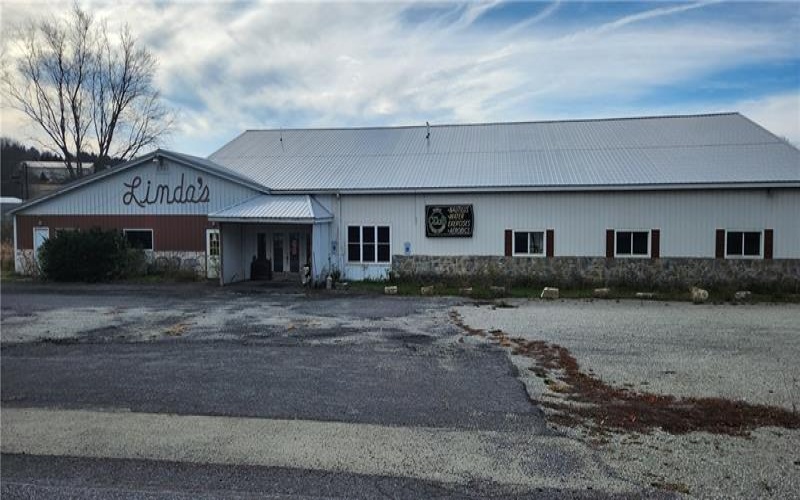 105 1st St, Somerset, 15501, ,Commercial-industrial-business,For Sale,1st St,1679083